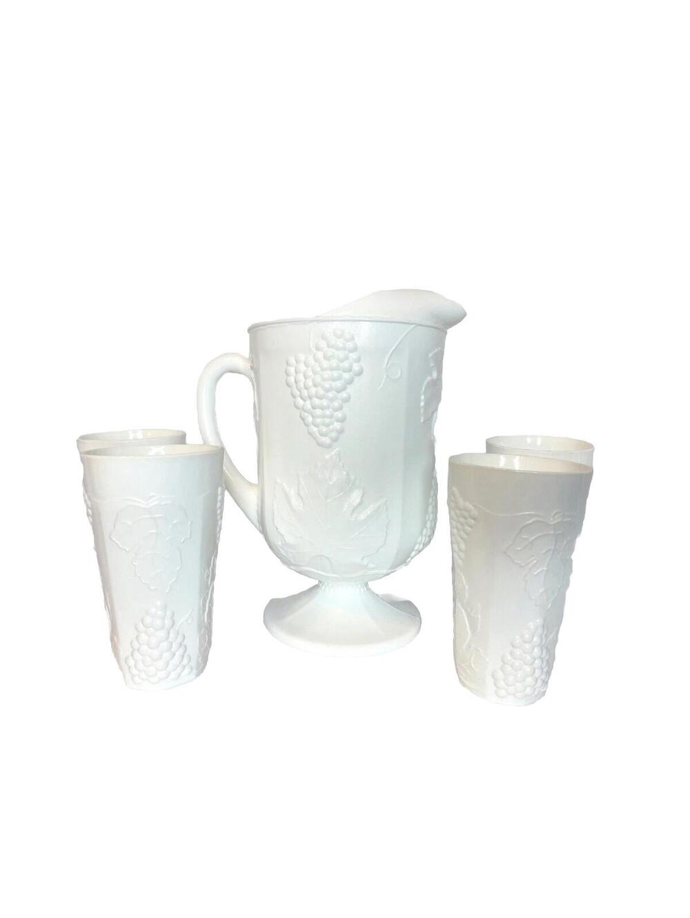 Indiana Colony Glass HARVEST Grape Pitcher And Glass Set Of 4